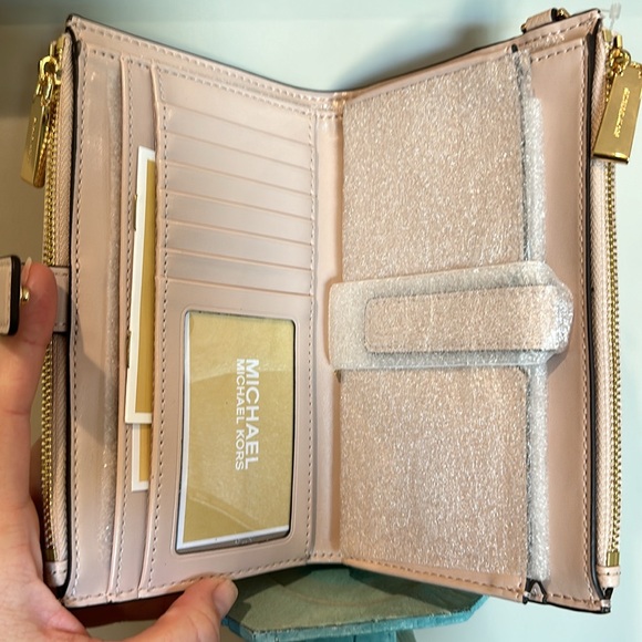 NWT MICHAEL KORS SOFT PINK GOLD PEBBLED LEATHER JET SET WRISTLET WALLET - Picture 6 of 7